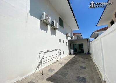 6 Bedroom Pool Villa In Jomtien Thailand For Sale