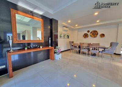 4 Bedrooms Pool Villa In Jomtien Pattaya For Sale