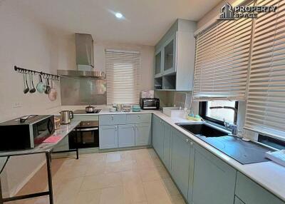 3 Bedrooms Pool Villa In Nusa Chivani Pattaya For Rent