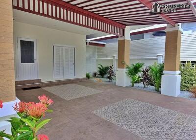 4 Bedroom Luxury Pool Villa In Rachawadee Villa For Sale