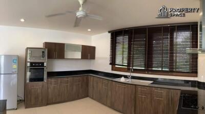 Modern Bali-Style 4 Bedroom Pool Villa In Jomtien For Rent