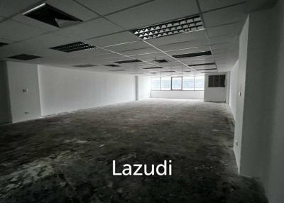 Office For Rent at Mahatun Plaza