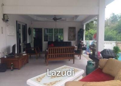 6 Bedroom 380 SQ.M Pool Villa Jomtien