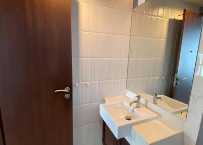 1 Bed 1 Bath 48 Sqm Condo For  Sale in Bangkok