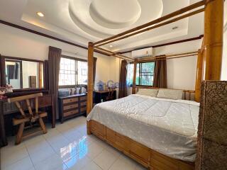 3 Bedrooms House in Grand Lotus Place Jomtien H011562