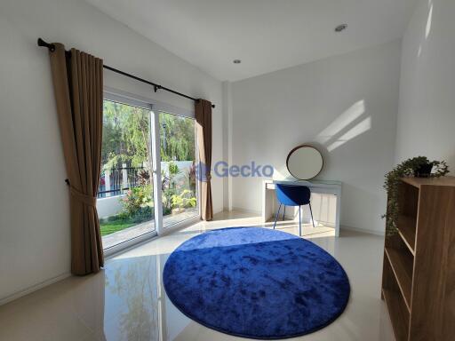 3 Bedrooms House in Sabai Home East Pattaya H011556