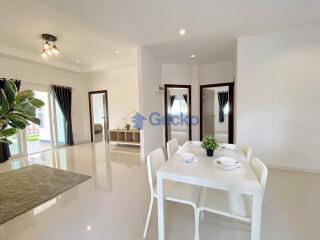 3 Bedrooms House in Sabai Home East Pattaya H011556