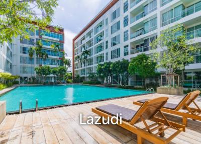 Modern 2 Bedroom Condo Close To The Beach