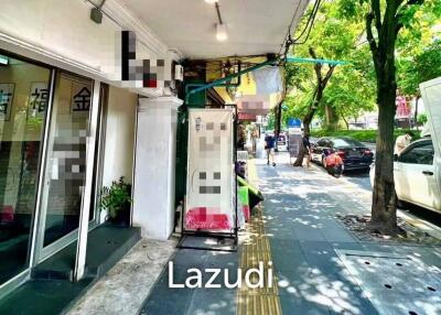 BUSINESS FOR SALE: Restaurant in Thonglor