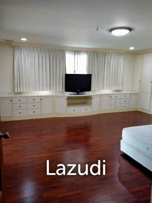 2 Bed 3 Bath 240 Sqm Condo For Rent