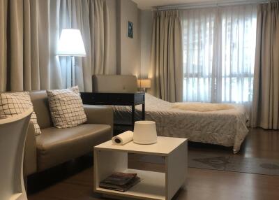 Condo for Rent at DCondo Campus Resort