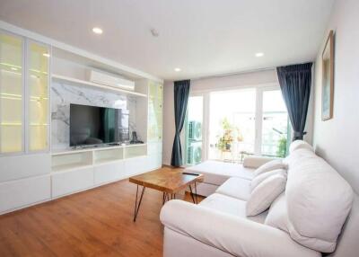 Condo for Rent at Punna Nimman 1