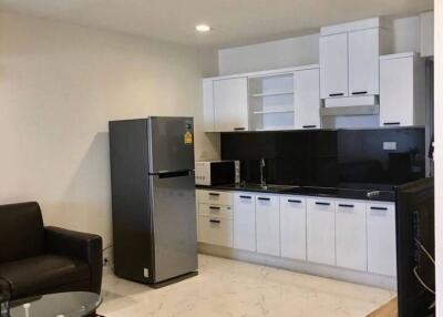 Condo for Rent at The Waterford Diamond SuKhumvit 30/1 Condominium