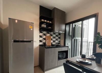 Condo for Rent at The Base Petchaburi-Thonglor