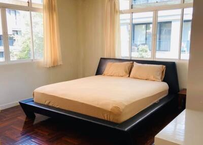 Single house in Townhome style on Sukhumvit soi 31 Yak 2