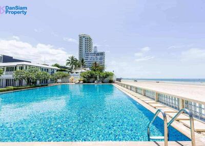 Beachfront condo in Hua Hin at Baan Plai Haad Kao