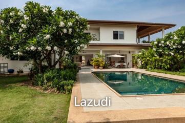 4 Bed 4 Bath 700 SQ.M Rim Nua Villa