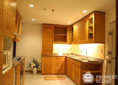 3-BR Apt. near MRT Queen Sirikit National Convention Centre (ID 457601)