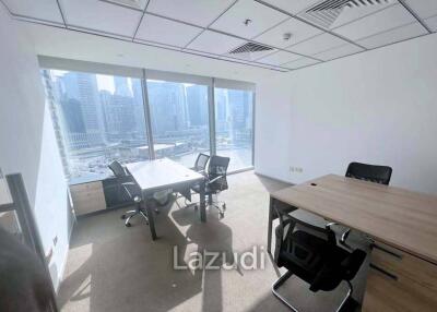 199 قدم مربع مكتب مدرجة بسعر AED 5,000./شهر