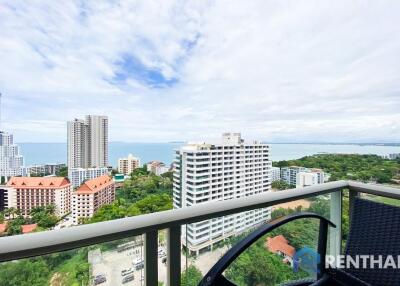 Live the Dream in Pattaya for The Riviera Wongamat