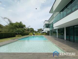 Luxury Pool Villa in Bangsare  Pattaya