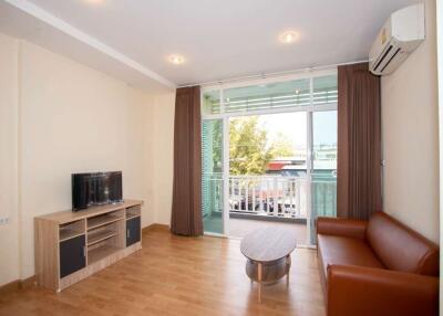 1 Bed condo to rent : My Hip Condo 1, Chiang Mai Business Park