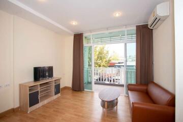 1 Bed condo to rent : My Hip Condo 1, Chiang Mai Business Park