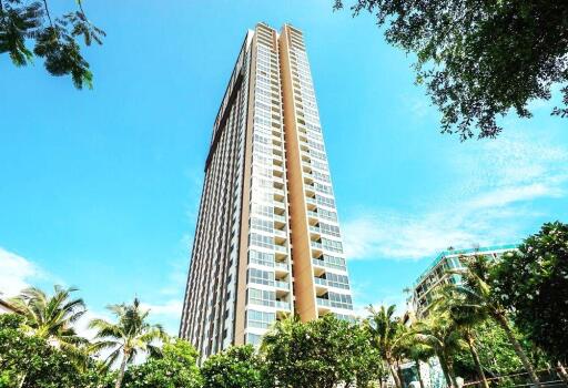 Corner unit with 2 bedrooms at high floor for sale