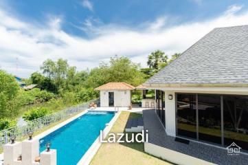 3 Bed 4 Bath Villa For Sale