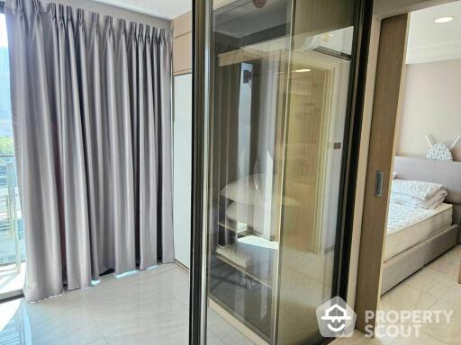 2-BR Condo at Walden Asoke near MRT Sukhumvit