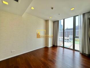 Hyde Sukhumvit 11  Modern 2 Bedroom Condo in Nana