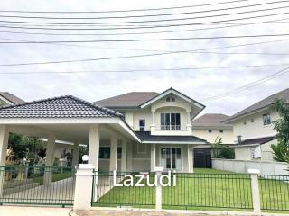 2 Storeys House 4 Beds 3 Baths in Chiang Mai