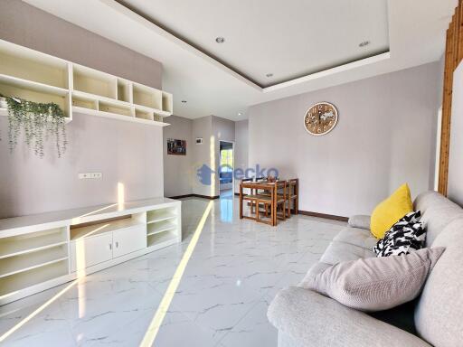 135 ตรม., 3 ห้องนอน, 2 ห้องน้ำ บ้าน ราคา ฿ 3,690,000