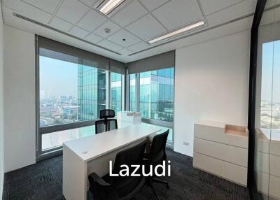 Ultra Luxury Office Space for rent in Phyathai