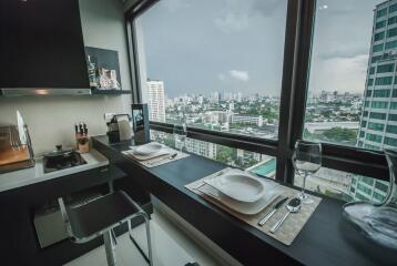 Condo for Rent at Rhythm Sukhumvit 44/1