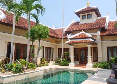 3 Bedroom House in View Talay Marina Na Jomtien