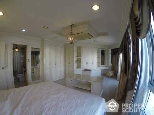 2-BR Condo at River Heaven Chareonkrung near BTS Krung Thon Buri (ID 558396)