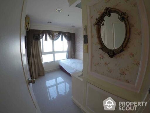 2-BR Condo at River Heaven Chareonkrung near BTS Krung Thon Buri (ID 558396)