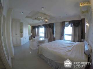 2-BR Condo at River Heaven Chareonkrung near BTS Krung Thon Buri (ID 558396)