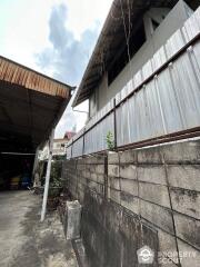 992 m² Land for Sale at Khlong Ton Sai