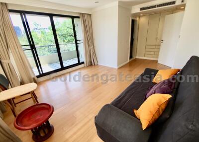 3-Bedrooms condo with large outdoor terrace - Sathorn Yenakart