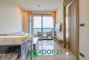 Last chance for this incredible deal! Condo with sea view on the 29th floor of Riviera Ocean Drive, Pattaya's top-quality project