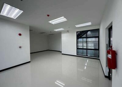 For Rent Chonburi Factory / Warehouse Factory Ban Kao Road Phan Thong