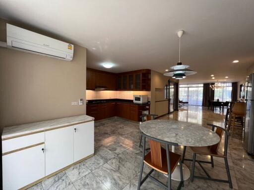 For Sale and Rent Bangkok Town House Pattanakarn Suan Luang