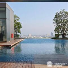 1-BR Condo at The Bangkok Sathorn near BTS Surasak