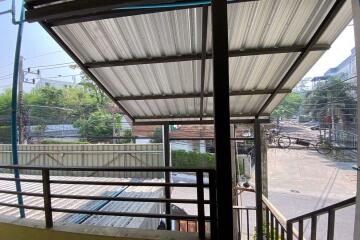 A commercial building for sale in Muang Chiang Mai