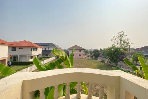 A family home for sale in Sankhampeang, Chiang Mai