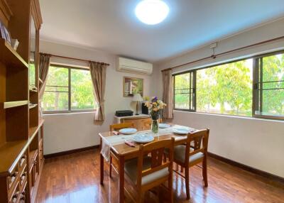 A family home for sale in Sankhampeang, Chiang Mai