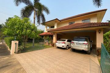 A family home for sale in Sankhampeang, Chiang Mai