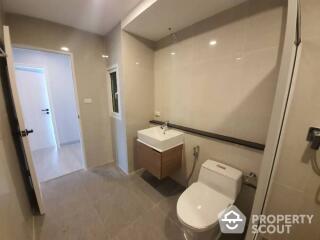 3-BR Condo at D.S. Tower 2 Sukhumvit 39 Condominium near MRT Sukhumvit